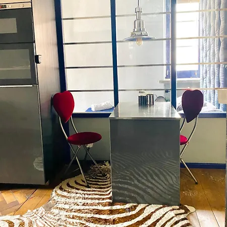 Dreams True- Design In Rynek Apartment Breslau